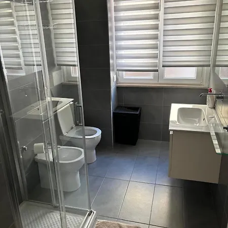 Apartment Homes In - B *