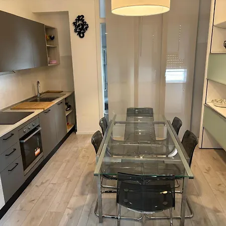 Homes In - B Apartment Ancona