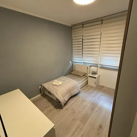 -b By Homes In Apartment Ancona